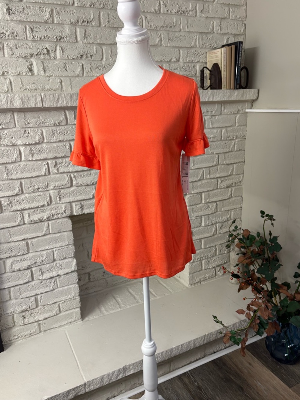 Tribal Orange Short Sleeve Ruffle-Sleeve Tee NWT Size Medium